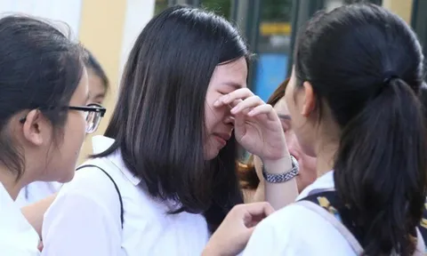 Nỗi bất hạnh 'không được phép thi trượt'...