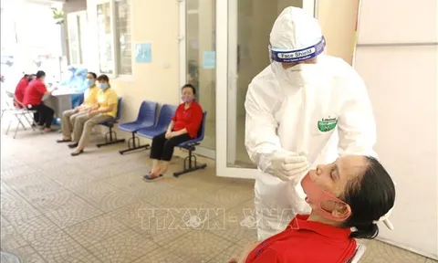 Hà Nội có thêm hai ca dương tính SAR-CoV-2 trong cộng đồng tại Cầu Giấy và Hà Đông