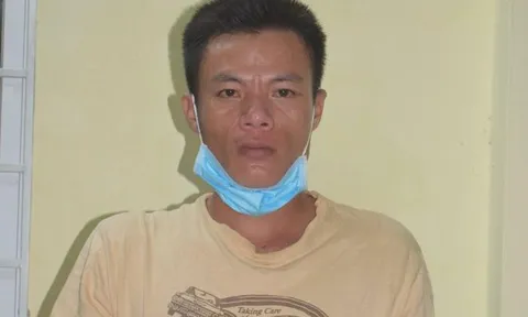 Bắt đối tượng cầm dao rượt đuổi thành viên tại chốt phong tỏa