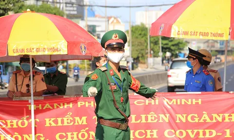 KHẨN: Siết chặt thực thiện Chỉ thị 16, TPHCM tăng cường một loạt biện pháp mạnh