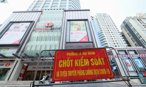 Vincom Bà Triệu tạm thời bị phong toả do liên quan ca nghi mắc COVID-19