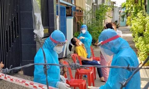 TP.HCM ghi nhận thêm ổ dịch mới trong khu phong toả quận 4