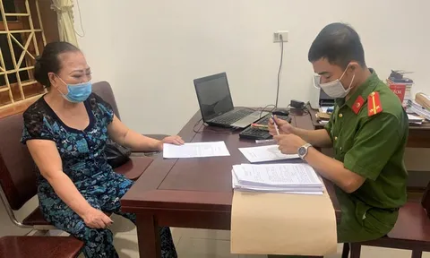 Bắt nữ quái cho vay với lãi suất 'cắt cổ' ở Nghệ An