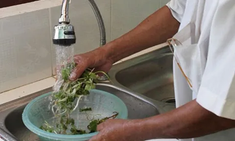 Hà Nội hỗ trợ tiền nước sinh hoạt 4 tháng cuối năm cho người dân