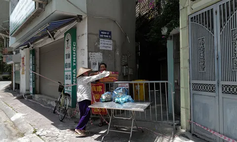 Hà Nội phong tỏa khu dân cư ở phường Thổ Quan với hơn 1.300 nhân khẩu