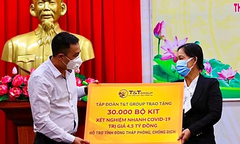 T&T Group trao tặng 140.000 bộ kit test nhanh COVID-19 và 150 tấn gạo hỗ trợ một số tỉnh phía Nam chống dịch