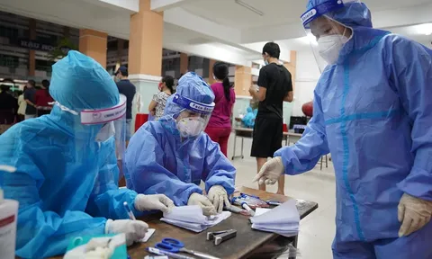 Ngày 27/9, Việt Nam có 9.362 ca mắc COVID-19 mới, riêng TP.HCM là 4.134 ca