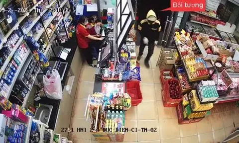 Công an Hà Nội truy tìm tên cướp ở siêu thị Vinmart+ tại quận Bắc Từ Liêm