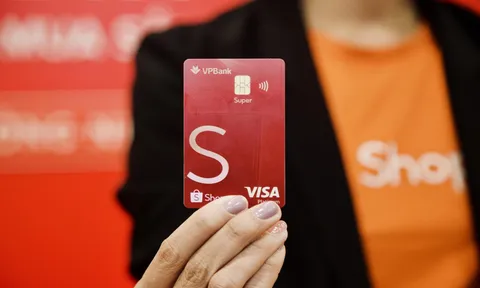 VPBank được Shopee vinh danh là đối tác chiến lược ấn tượng năm 2020 – 2021