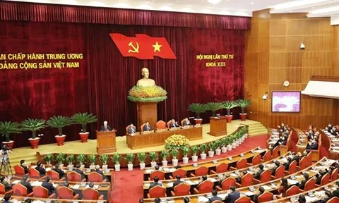 Ngày làm việc thứ hai: Trung ương thảo luận kế hoạch phát triển KTXH, kết quả phòng chống dịch