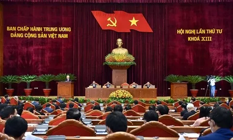 Trung ương thảo luận Báo cáo kết quả 5 năm thực hiện Nghị quyết về chỉnh đốn, xây dựng Đảng