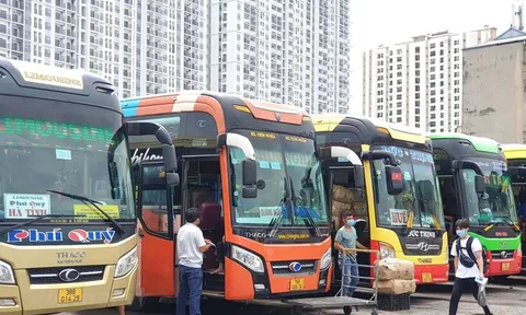 Thí điểm mở lại các tuyến xe khách liên tỉnh từ ngày 13/10