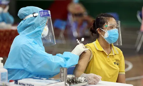 Thêm hơn 5 triệu liều vaccine Pfizer được phân bổ tới các địa phương