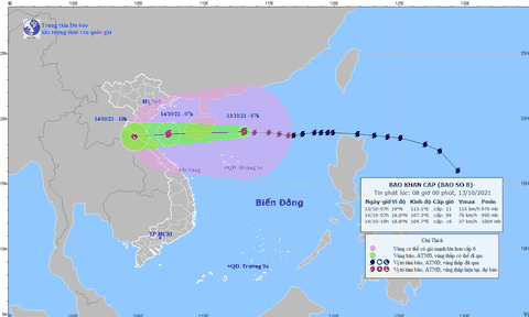 Bão số 8 cách quần đảo Hoàng Sa 260km, gió giật cấp 14