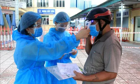 Ngày 16/10, số ca nhiễm mới SARS-CoV-2 giảm so với ngày trước đó, TP Hồ Chí Minh có 790 ca