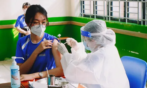Hà Nội chính thức ban hành kế hoạch tiêm vaccine COVID-19 cho trẻ em
