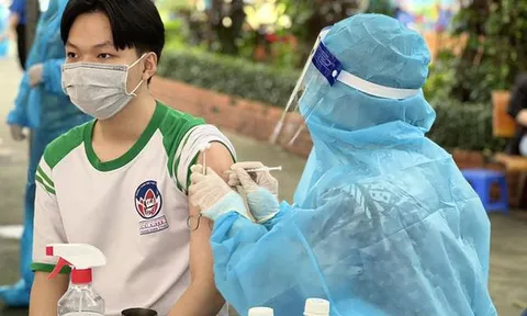 Việt Nam cán mốc tiêm chủng hơn 90 triệu liều vaccine phòng COVID-19