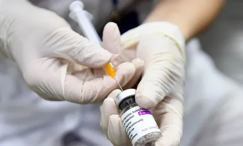 Hà Nội cho phép rút ngắn khoảng cách giữa 2 mũi tiêm vaccine AstraZeneca xuống tối thiểu 4 tuần
