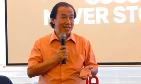 Bác sĩ Lương Lễ Hoàng qua đời vì COVID-19