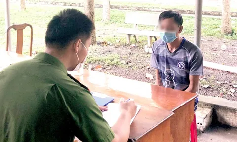 Bắt gã bố dượng nhiều lần xâm hại con riêng của vợ ở Bình Phước