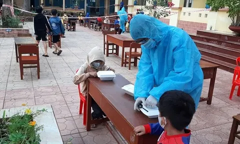 Học sinh tại nhiều địa phương tạm dừng học trực tiếp để phòng dịch COVID-19