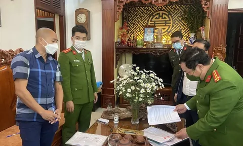 Bắt hai anh em ruột cho vay với lãi suất hơn 1.000% mỗi năm