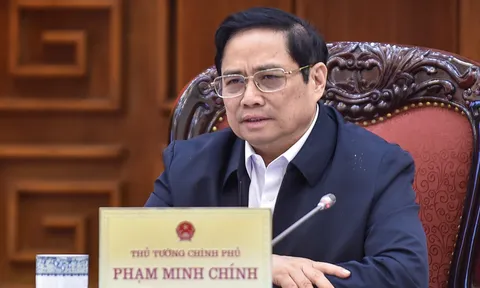 Thần tốc hơn nữa trong tiêm vaccine và cung ứng thuốc điều trị, bảo đảm an toàn, khoa học, hiệu quả, đề cao ý thức người dân trong phòng chống dịch