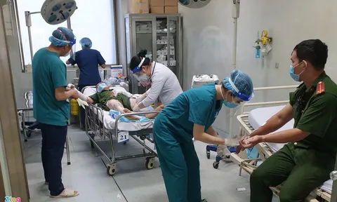 Cưỡng chế nhà, 3 cán bộ công an bị ném bom xăng phải nhập viện cấp cứu