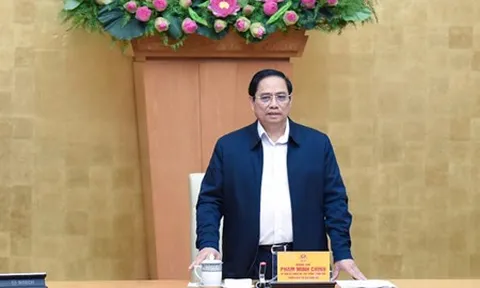 Thủ tướng yêu cầu Bộ trưởng Bộ Y tế làm tốt hơn công tác truyền thông phòng chống COVID-19