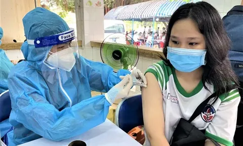 Từ hôm nay, học sinh nhiều tỉnh thành sẽ trở lại trường học trực tiếp