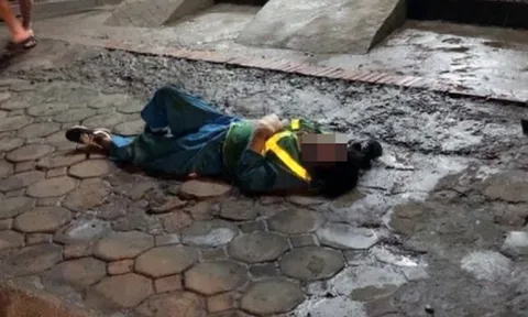 Hà Nội: Truy tìm tài xế ô tô tông nữ lao công, kéo lê dưới gầm rồi bỏ chạy