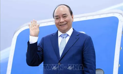Chủ tịch nước Nguyễn Xuân Phúc lên đường thăm cấp nhà nước tới Vương quốc Campuchia