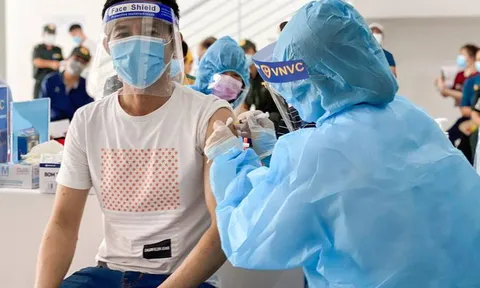 Bộ Y tế nghiên cứu để bảo đảm đủ vaccine tiêm mũi tăng cường