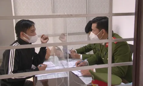Mua nhầm ma tuý giả, đôi nam nữ đi trình báo công an