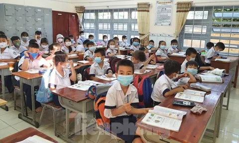 TP.HCM cho trẻ mầm non, tiểu học và lớp 6 đến trường học trực tiếp từ 14/2