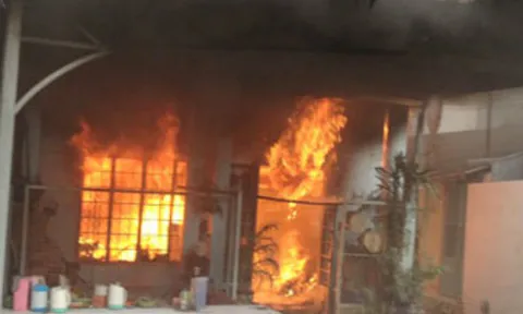 Nổ bình gas sáng mùng 1 Tết, đôi vợ chồng tử vong trong phòng ngủ