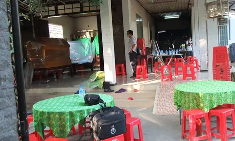 Mâu thuẫn gia đình, vợ dùng kéo đâm chồng tử vong