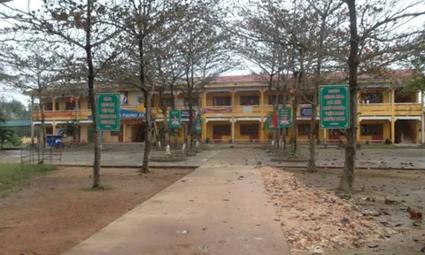 Nam sinh lớp 6 tử vong sau khi xô xát với học sinh lớp 7