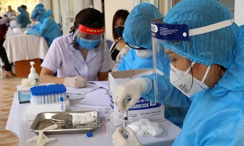 Ngày 18/2: Lần đầu số mắc COVID-19 mới ở nước ta lên đến 42.439 ca