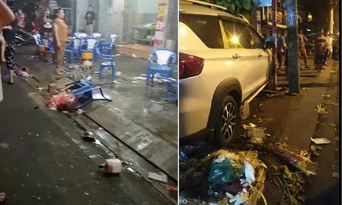 TP.HCM: Ô tô lao vào quán nhậu ven đường, khách nhậu bị cuốn vào gầm xe