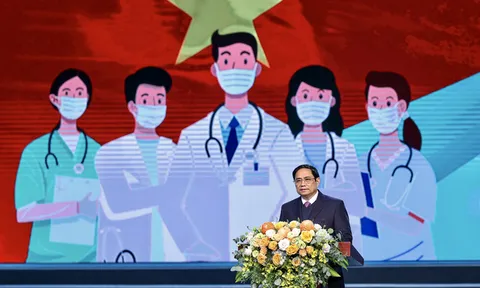 Khẩn trương ban hành chính sách đặc thù với nhân viên y tế, chăm sóc sức khỏe Nhân dân ngày càng tốt hơn