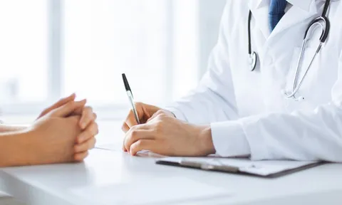 F0 khỏi bệnh đi khám hậu COVID-19 có được BHYT thanh toán không?