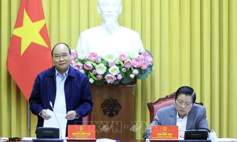 Chủ tịch nước làm việc với Tổ Biên tập xây dựng Đề án Nhà nước pháp quyền