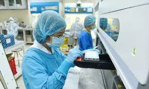 Ngày 2/4: Số mắc mới COVID-19 giảm xuống thấp nhất trong hơn 1 tháng qua, còn 65.619 ca