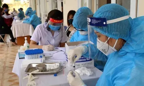 Ngày 5/4: Có 54.995 ca COVID-19 mới; số khỏi bệnh nhiều gấp 6 lần số mắc