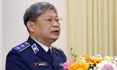 Cựu Tư lệnh Cảnh sát biển và 4 tướng lĩnh bị bắt tạm giam