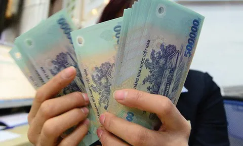 Nghỉ lễ 30/4 - 1/5, người lao động có được thưởng tiền?