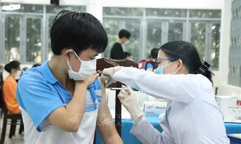 Ngày 12/5, cả nước có 3.949 ca mắc mới COVID-19, thêm 3 ca tử vong