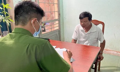 Nghi bị lây nhiễm HIV, người đàn ông dùng dao đâm chết gái bán dâm