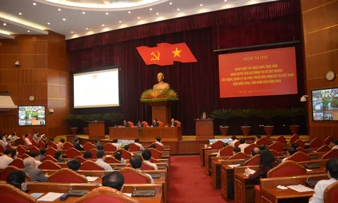 Quán triệt, triển khai Nghị quyết của Bộ Chính trị về quy hoạch, phát triển đô thị